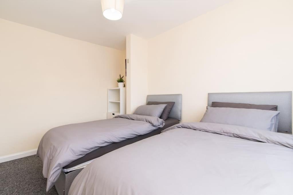 City Home From Home - Peaceful, Cosy & Modern 2Bed House ノッティンガム エクステリア 写真
