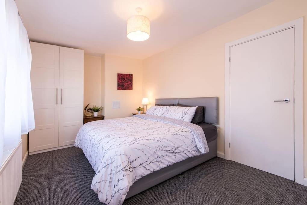 City Home From Home - Peaceful, Cosy & Modern 2Bed House ノッティンガム エクステリア 写真